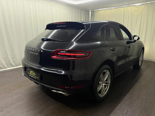 Porsche Macan Turbo PDK