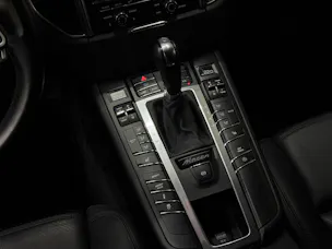 Porsche Macan Turbo PDK