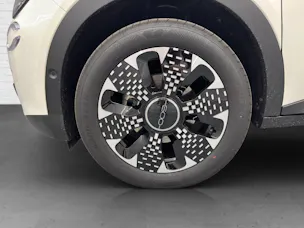 Fiat 600 1.2 Hybrid La Prima