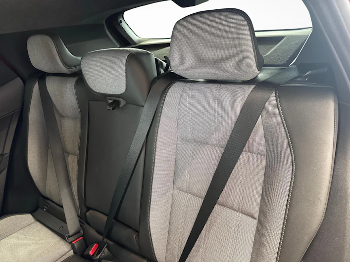 Fahrzeugbild MITSUBISHI ECLIPSE CROSS