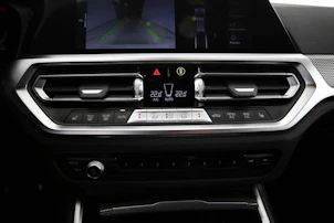 immagine del veicolo BMW 330i xDrive SAG Touring