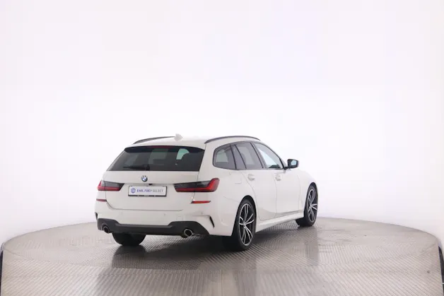 BMW 330i xDrive SAG Touring