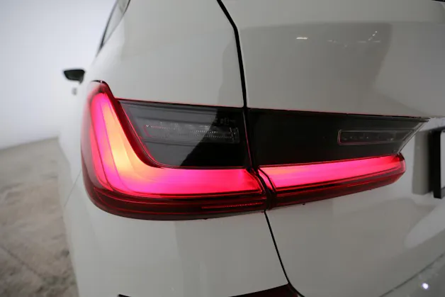 BMW 330i xDrive SAG Touring