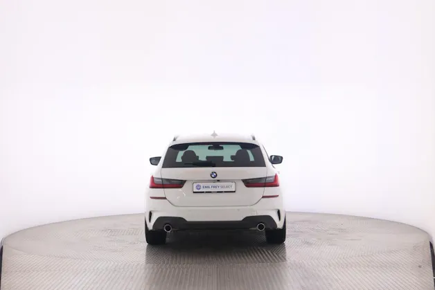BMW 330i xDrive SAG Touring