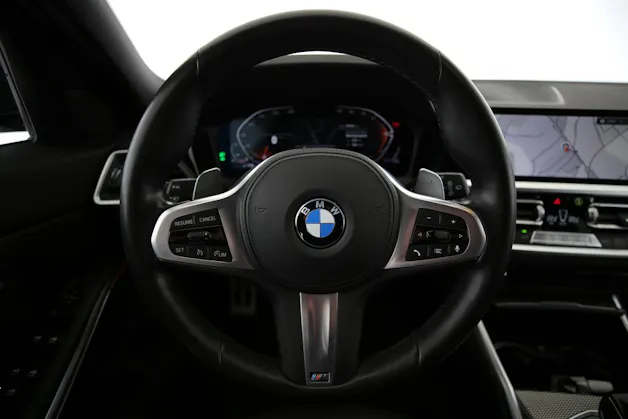 BMW 330i xDrive SAG Touring