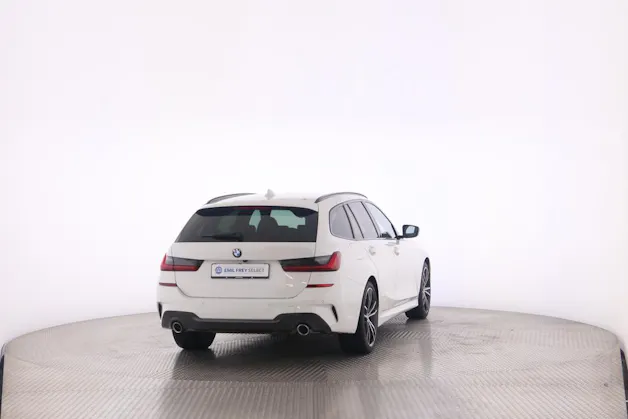 BMW 330i xDrive SAG Touring
