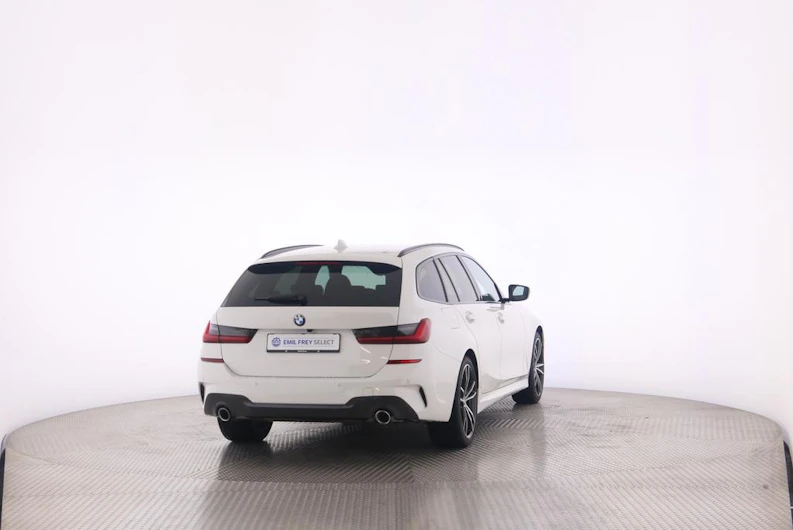 immagine del veicolo BMW 3 SERIES