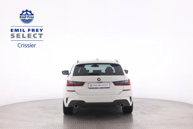BMW 330i xDrive SAG Touring