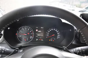 Suzuki Swift 1.2 Sakura Top Hybrid