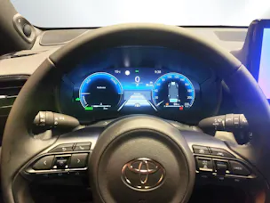 Toyota Yaris 1.5 VVT-i HSD Premium