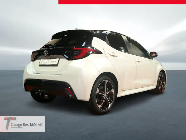 Toyota Yaris 1.5 VVT-i HSD Premium