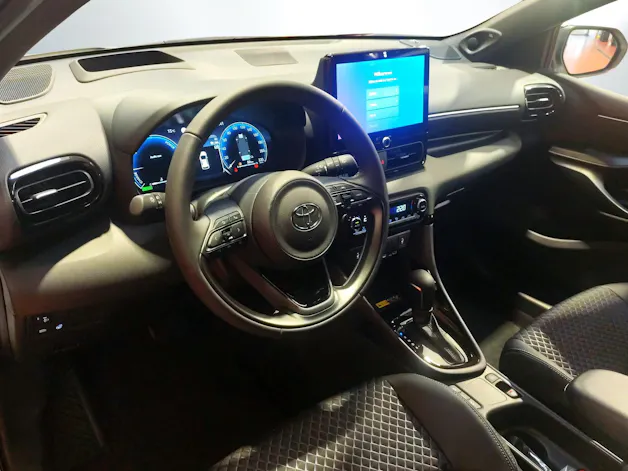Toyota Yaris 1.5 VVT-i HSD Premium
