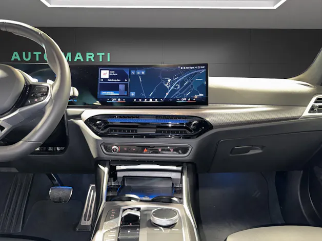BMW 330e xDrive Touring M Sport