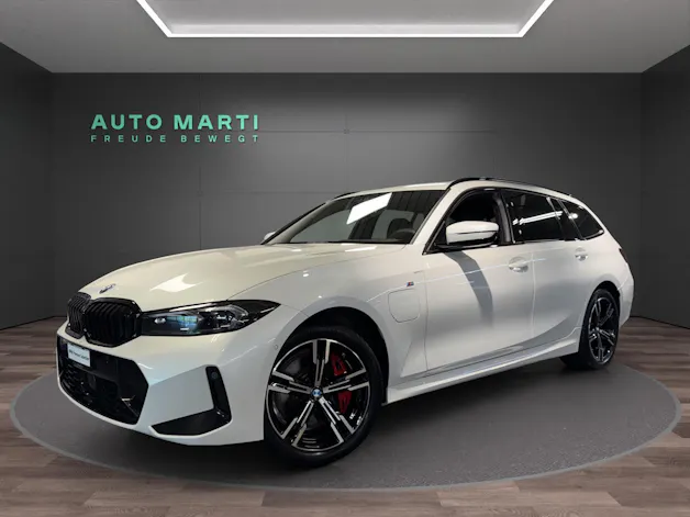 BMW 330e xDrive Touring M Sport