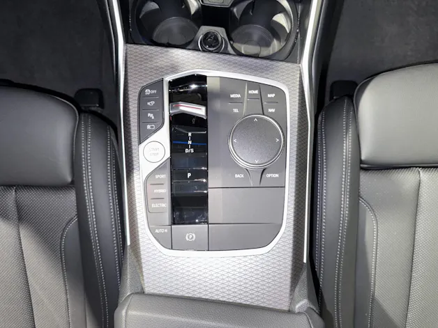BMW 330e xDrive Touring M Sport