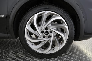 Fahrzeugbild DS AUTOMOBILES 7 Crossback 1.6 E-Tense Louvre 4x4