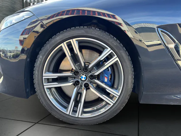 BMW M850i xDrive Cabriolet BOWERS & WILKINS DIAMOND SURROUND S