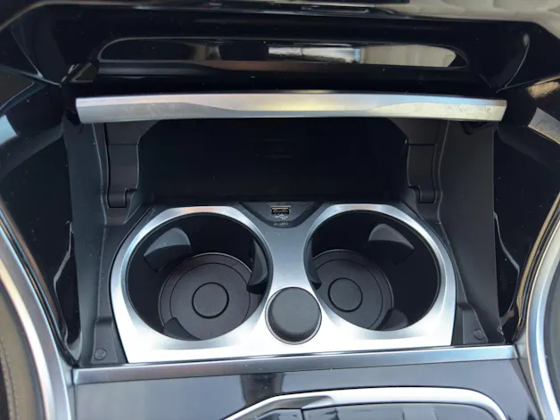 BMW M850i xDrive Cabriolet BOWERS & WILKINS DIAMOND SURROUND S