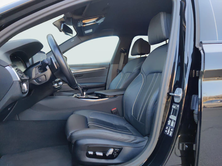 Fahrzeugbild BMW 5 SERIES