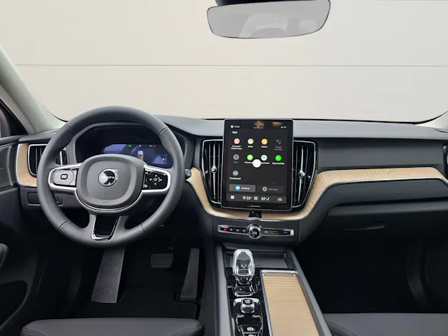 Volvo XC60 2.0 T6 TE Plus Dark eAWD