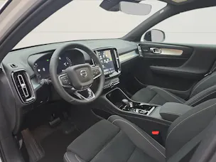 Volvo XC40 2.0 B4 MH Black Edition