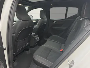 Volvo XC40 2.0 B4 MH Black Edition