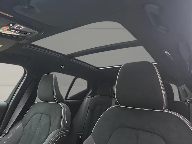 Volvo XC40 2.0 B4 MH Black Edition
