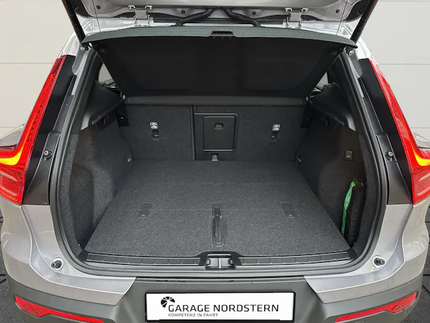 Volvo XC40 2.0 B3 MH XCITE