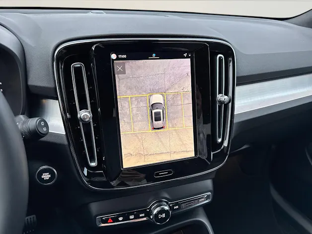 Volvo XC40 2.0 B3 MH XCITE