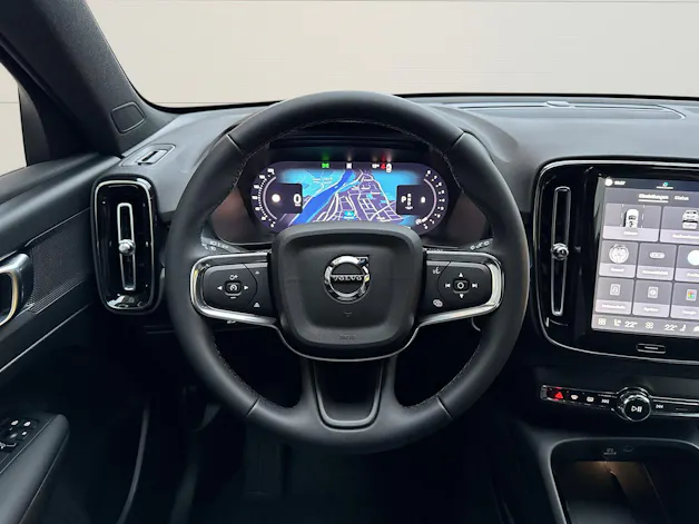 Volvo XC40 2.0 B3 MH XCITE