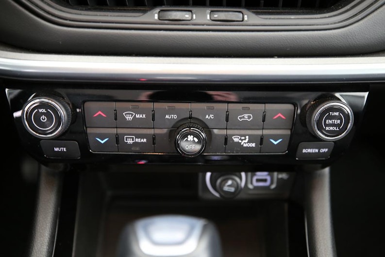 Fahrzeugbild JEEP COMPASS