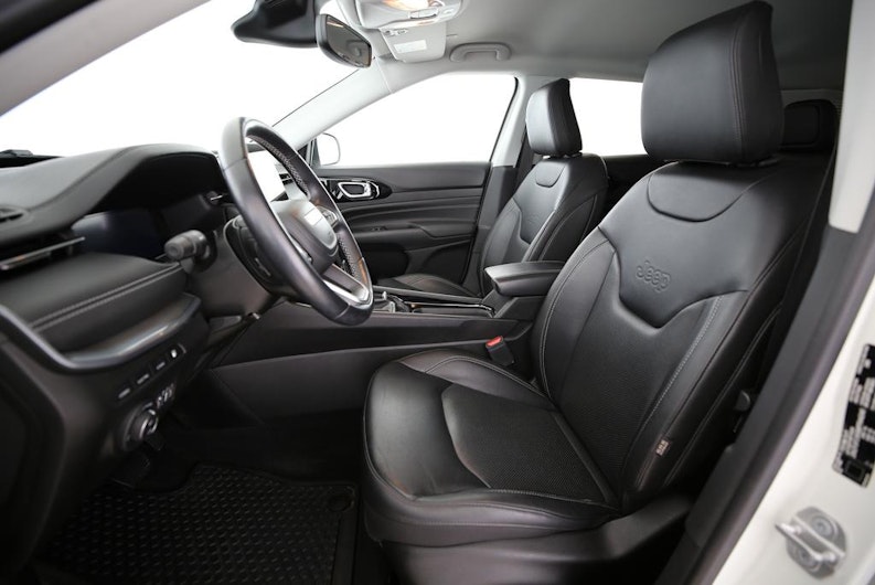 Fahrzeugbild JEEP COMPASS