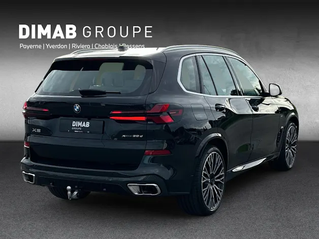 BMW X5 30d xDrive M Sport  (CH) AHK 3.5T ** 7 Places ** 📍