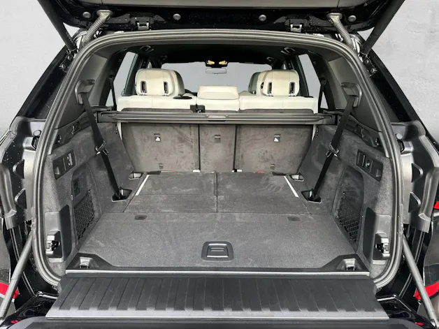 BMW X5 30d xDrive M Sport  (CH) AHK 3.5T ** 7 Places ** 📍