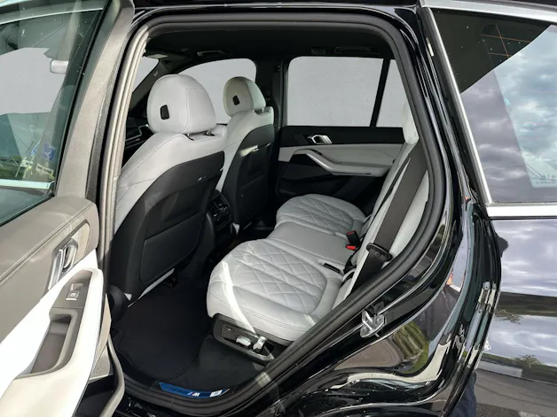 BMW X5 30d xDrive M Sport (CH) AHK 3.5T ** 7 Places ** 📍