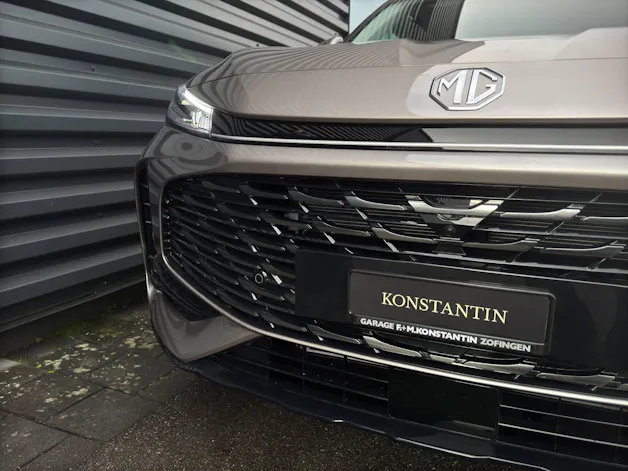 MG HS 1.5 PHEV Luxury