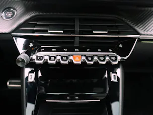 Peugeot 208 e-GT