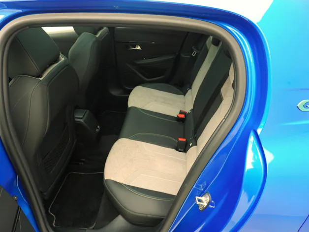 Peugeot 208 e-GT