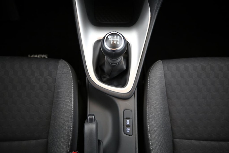 Fahrzeugbild TOYOTA YARIS