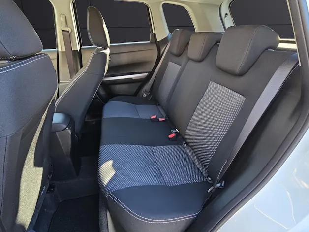 Suzuki Vitara 1.4 T Sakura Hybrid 4x4