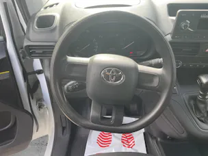 Toyota PROACE CITY Van L1 1.2 Active