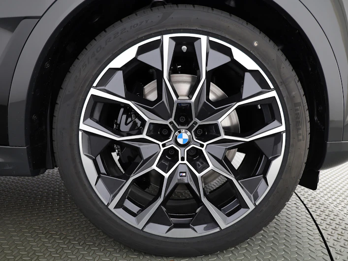 Fahrzeugbild BMW X7
