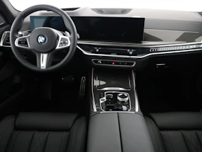 https://vehicle.imgix.net/4202661/8d7ec834-4114-4199-996f-ade73028e784.jpg