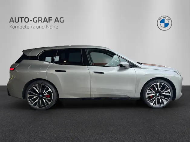 BMW iX xDrive60 M Sport Pro