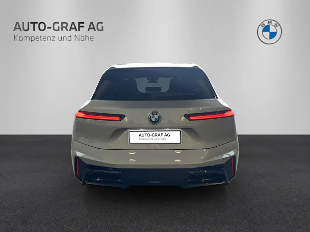 BMW iX xDrive60 M Sport Pro