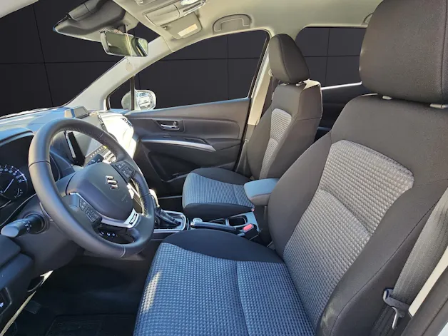 Suzuki S-Cross 1.4 T Sakura Hybrid 4x4