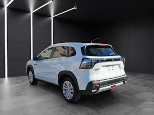 Suzuki S-Cross 1.4 T Sakura Hybrid 4x4
