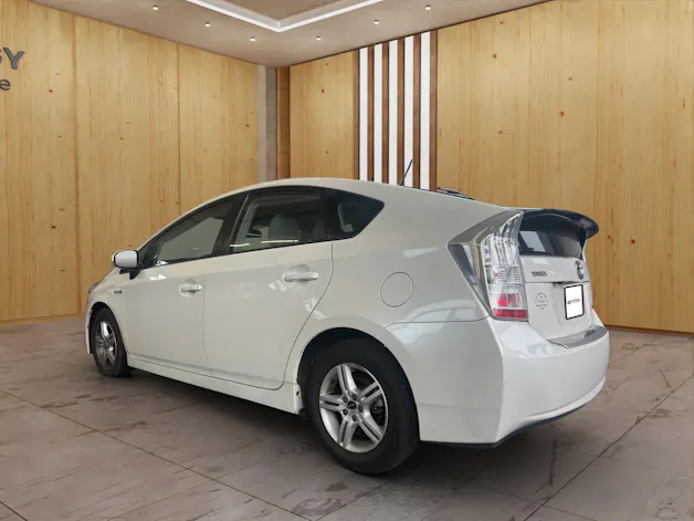 Toyota Prius 1.8 VVTi HSD S.Premium