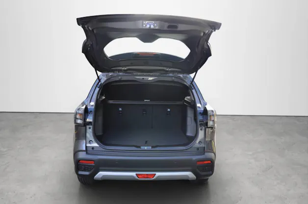 Suzuki S-Cross 1.4 T Sakura Top Hybrid 4x4