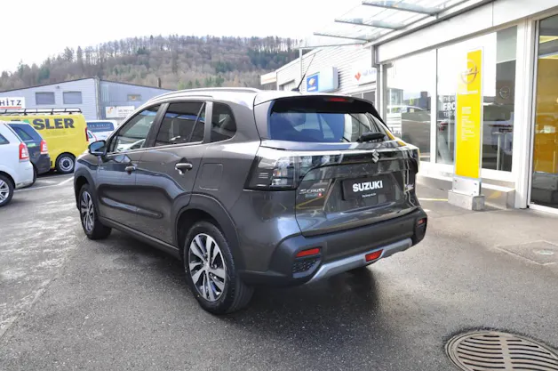 Suzuki S-Cross 1.4 T Sakura Top Hybrid 4x4